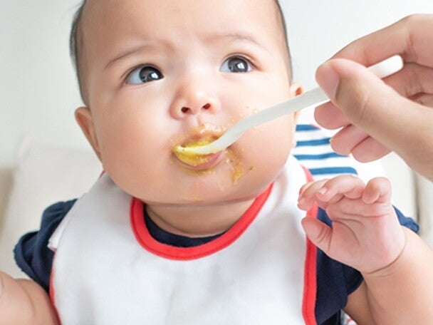 Beikost einführen: hilfreiche Tipps | Baby&me Beikost einführen: hilfreiche Tipps | Baby&me