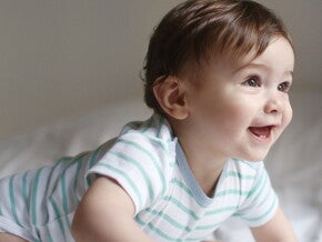 10. Lebensmonat Baby | Baby&me 10. Lebensmonat | Baby&me