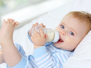 Was ist in Folgemilch enthalten | Baby&me