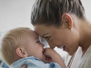 Babys Entwicklung: 6. Lebensmonat | Baby&me Babys Entwicklung: 6. Lebensmonat | Baby&me