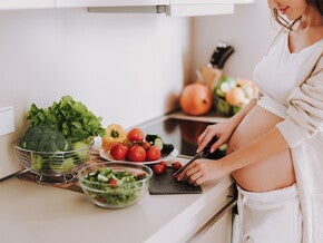 Ernährung in der Schwangerschaft  | Babyservice