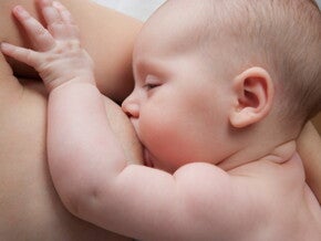 Richtig stillen | Baby&me