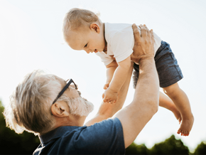 Opa und Enkel | Baby&me Opa und Enkel | Baby&me