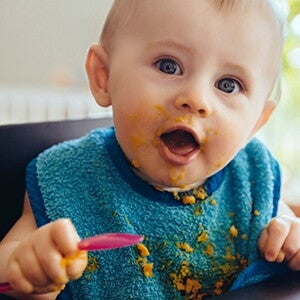 Der optimale Zeitpunkt für den Beikoststart | Baby&me