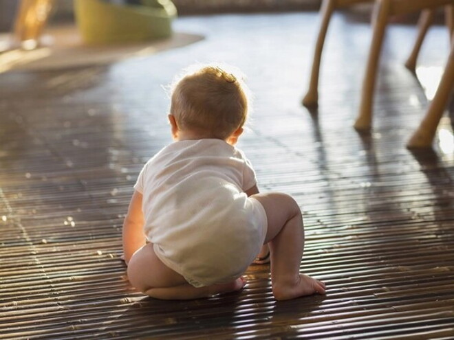 Babys Entwicklung_8. Lebensmonat | Baby&me Babys Entwicklung: 8. Lebensmonat | Baby&me