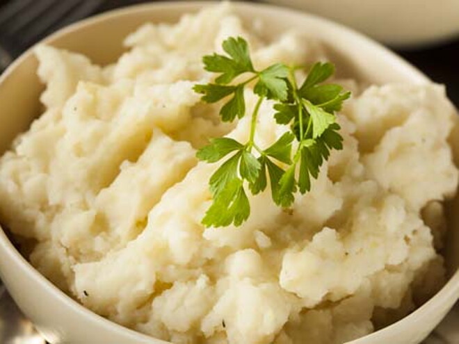 Hühnchen-Kohlrabi-Kartoffelbrei | Baby&me Hühnchen-Kohlrabi-Kartoffelbrei | Baby&me