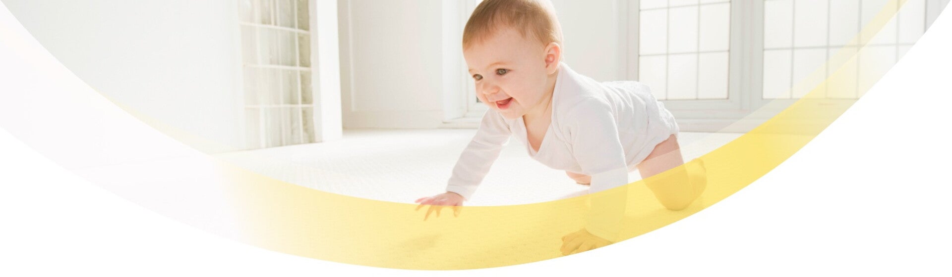 Entwicklung – Entwicklungsschritte gemeinsam erleben-Baby krabbelt Entwicklung – Entwicklungsschritte gemeinsam erleben-Baby krabbelt