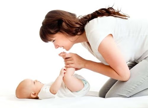 Gymnastik mit Baby | Babyservice