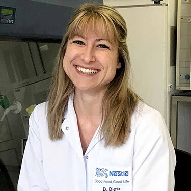 Daniela Dietz Chemielaborantin in der Qualitätskontrolle Daniela Dietz Chemielaborantin in der Qualitätskontrolle